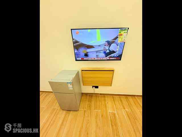 Sai Ying Pun - 203-205, Des Voeux Road West 07