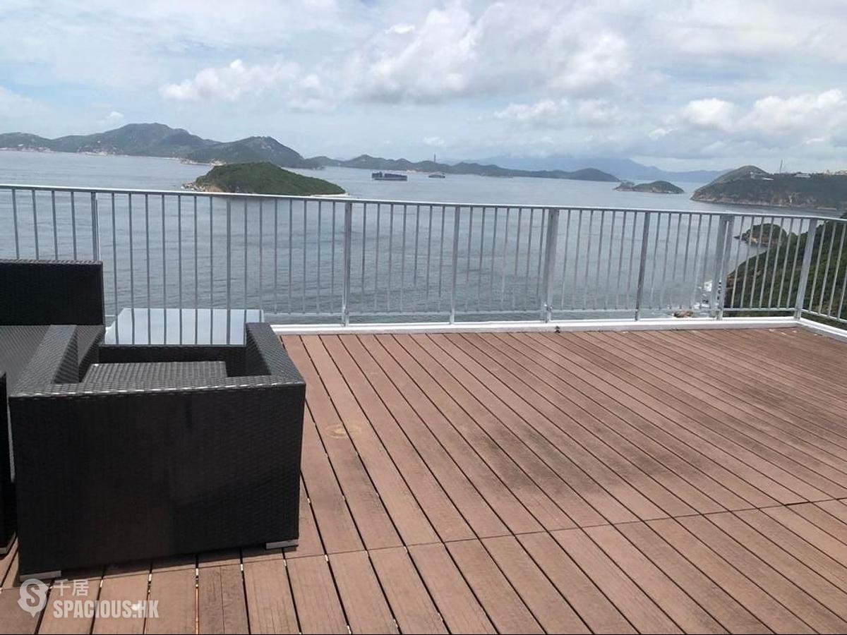 Chung Hom Kok - 19-25, Horizon Drive 01