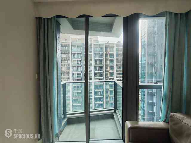 Tseung Kwan O - Twin Peaks Block 2 02