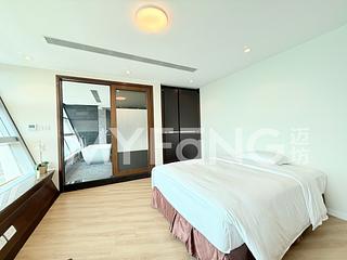 Repulse Bay - The Lily 06