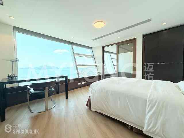 Repulse Bay - The Lily 08