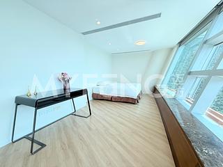 Repulse Bay - The Lily 11