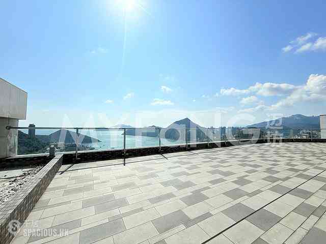 Repulse Bay - The Lily 12