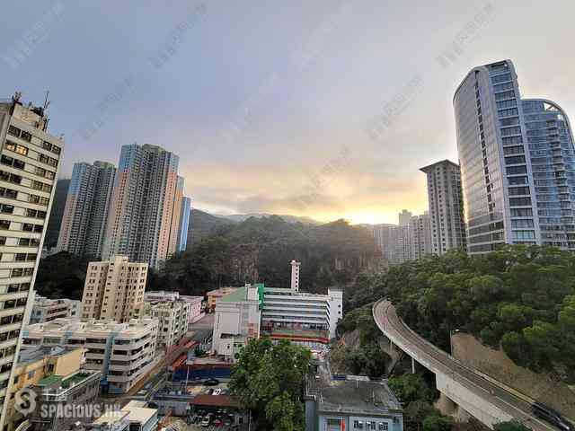 Quarry Bay - The Holborn Block A 01