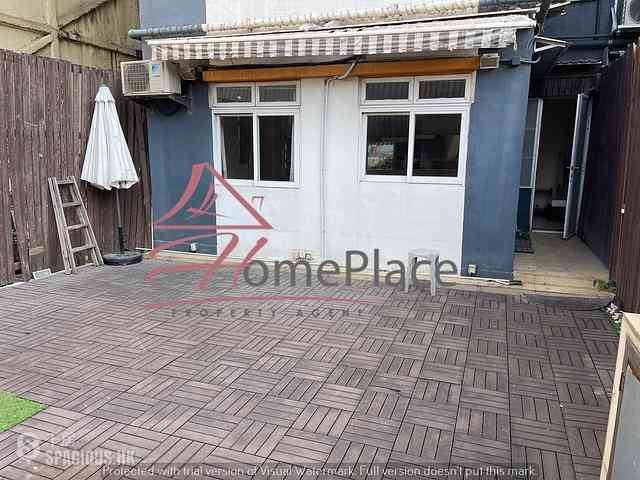 Shek Tong Tsui - Chester Court 02