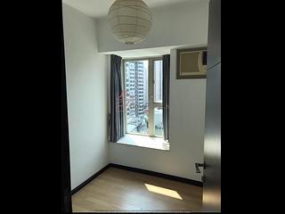 Sai Ying Pun - Centre Place 08