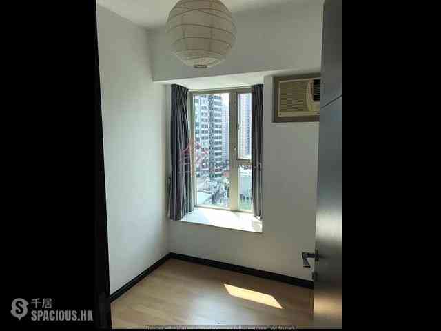 Sai Ying Pun - Centre Place 08