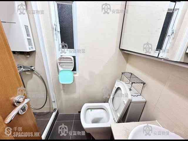 Sha Tin - Lucky Plaza 05