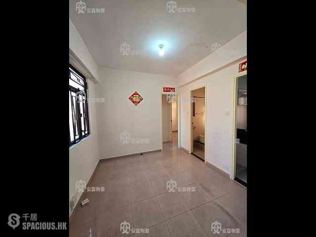 Tai Po - Shun On Building 01