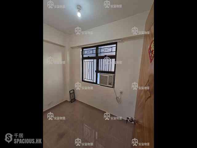 Tai Po - Shun On Building 07