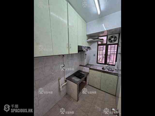 Tai Po - Fook On Building 04