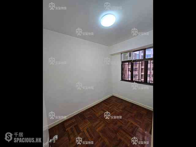 Tai Po - Fook On Building 07