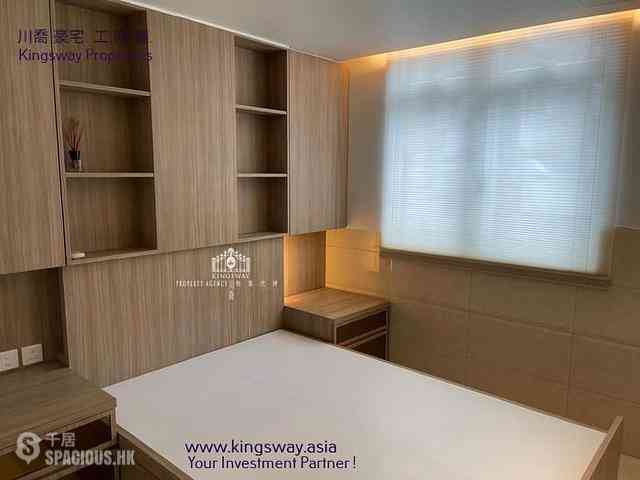 Central - 7-9, Shin Hing Street 02