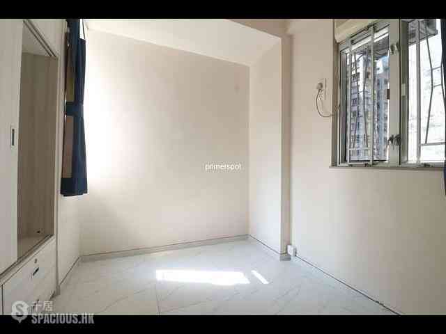 Wan Chai - Gold Harbour Mansion 06