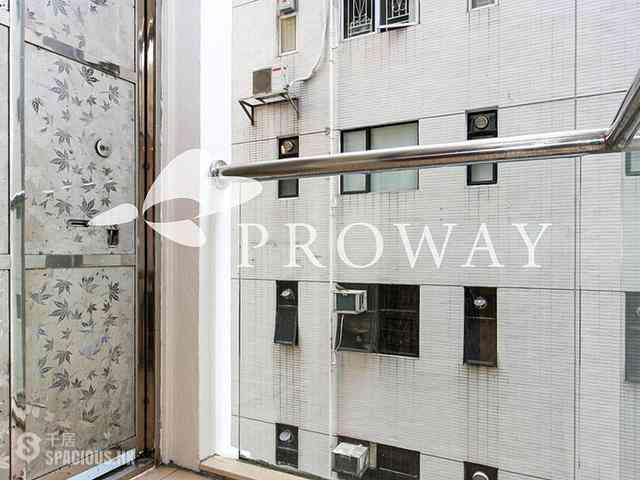 Mid Levels West - Chong Yuen 03