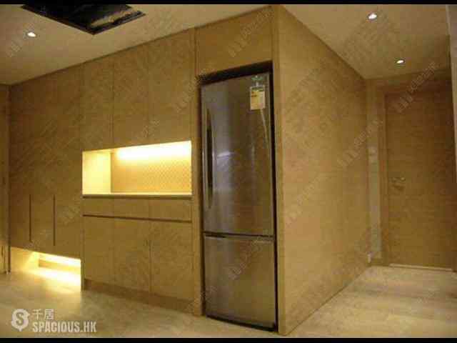 Wan Chai - Convention Plaza Apartments 03