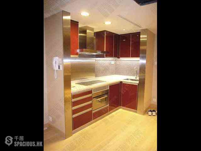 Wan Chai - Convention Plaza Apartments 04
