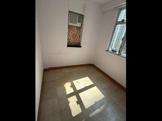 Quarry Bay - Nan Fung Sun Chuen Block 2 05