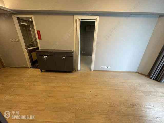 Fortress Hill - Harbour Glory Block 6 07