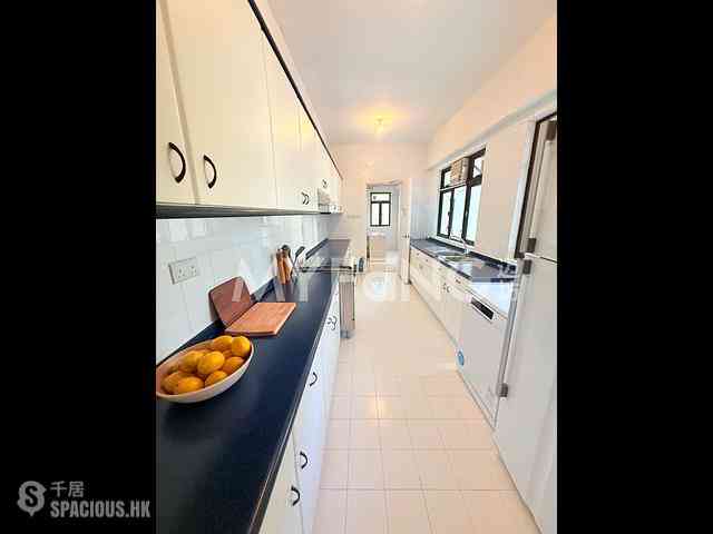 Repulse Bay - Repulse Bay Apartments Block D 03
