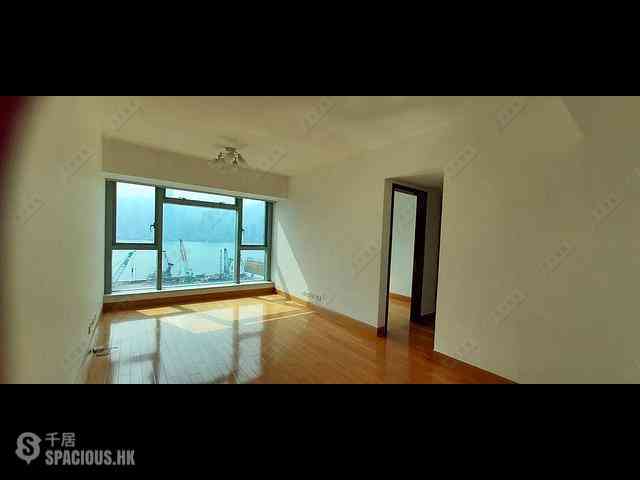 West Kowloon - The Harbourside 01