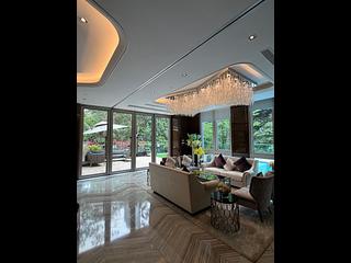 Mid Levels West - Cluny Park 12