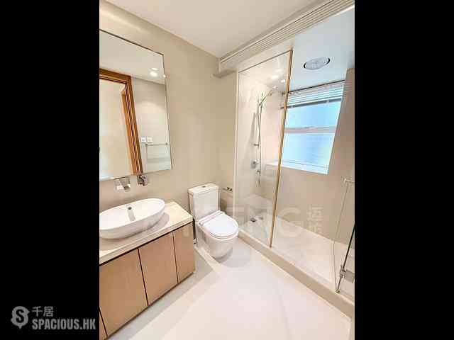 Repulse Bay - The Somerset 16