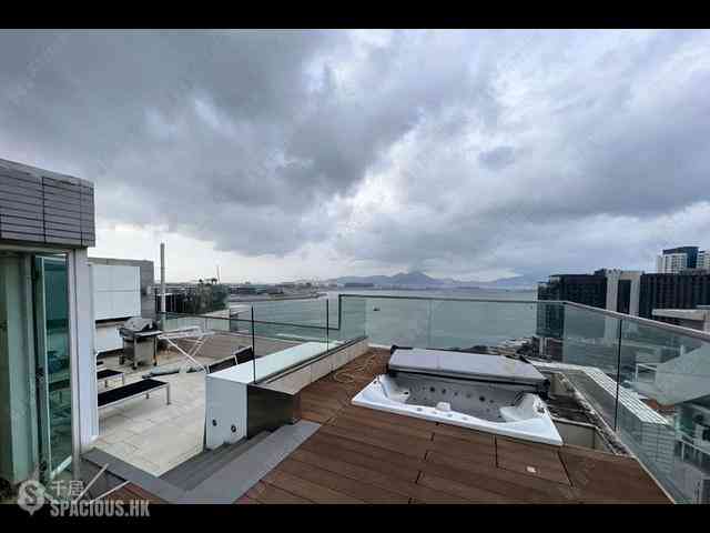 Tung Chung - Coastal Skyline Phase 4 Le Bleu Deux Block 3 02