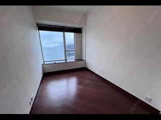 Tung Chung - Coastal Skyline Phase 4 Le Bleu Deux Block 3 03