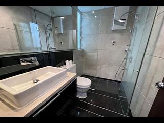 Tung Chung - Coastal Skyline Phase 4 Le Bleu Deux Block 3 05