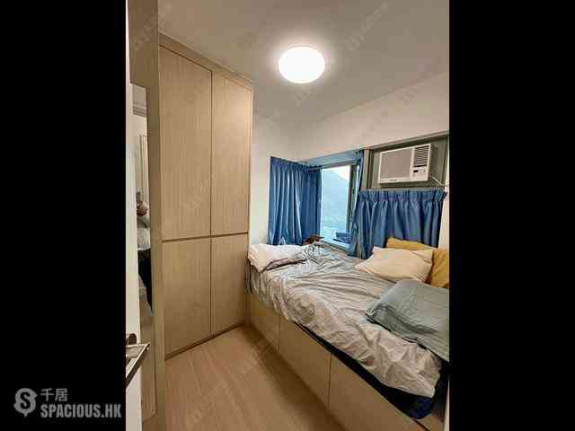 Tung Chung - Seaview Crescent Block 5 06