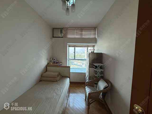 Tung Chung - Tung Chung Crescent Phase 2 01