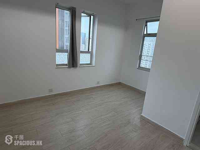 North Point - Kar Fu Building 05