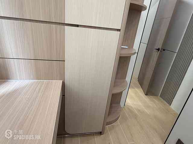 Causeway Bay - 522, Lockhart Road 02