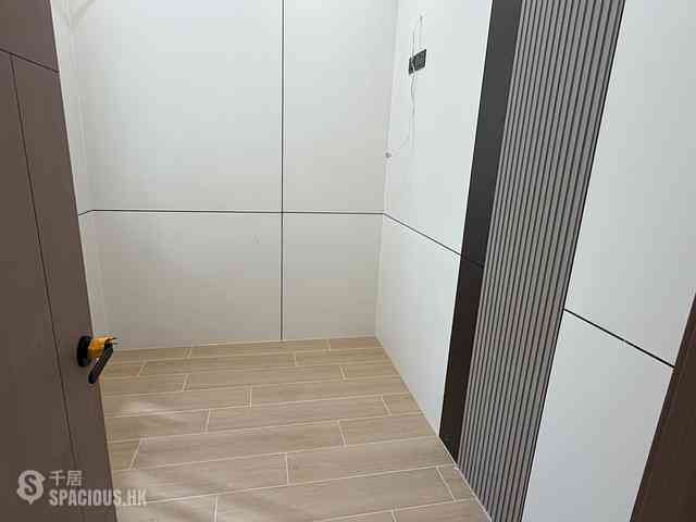 Causeway Bay - 522, Lockhart Road 05