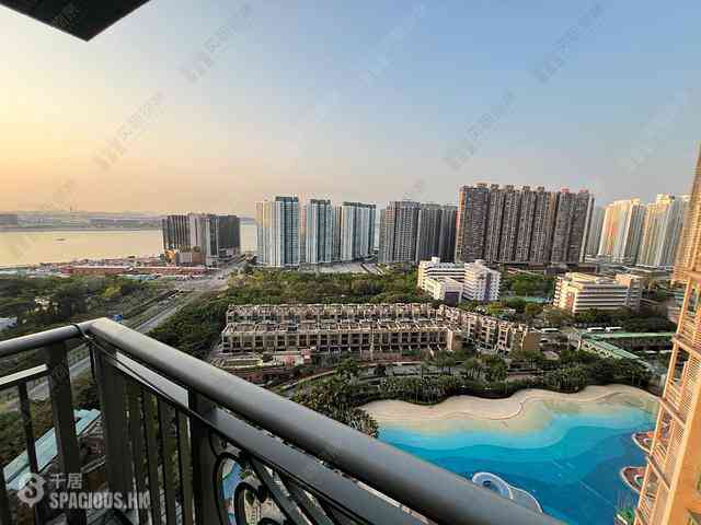 Tung Chung - Caribbean Coast Phase 4 Crystal Cove 01