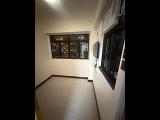 Sai Ying Pun - Kwan Yick Building 04