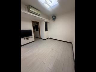 Sai Ying Pun - Kwan Yick Building 06