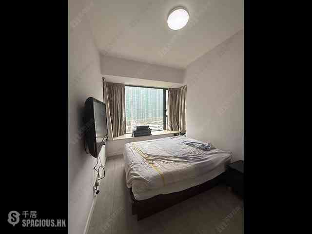 Tung Chung - The Visionary Tower 8 04