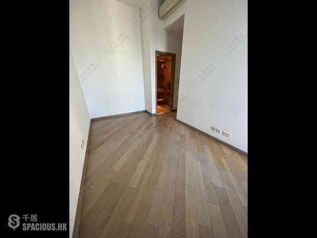 West Kowloon - The Cullinan (Tower 21 Zone 5 Star Sky) 05