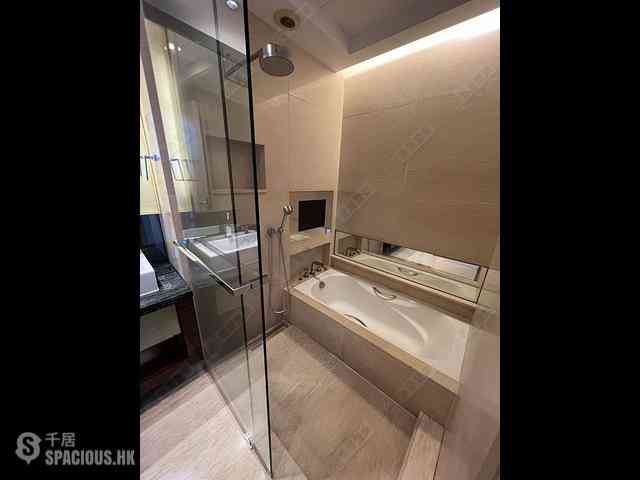 West Kowloon - The Cullinan (Tower 21 Zone 5 Star Sky) 06