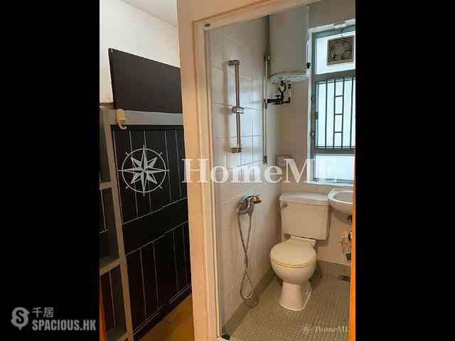 Tung Chung - Seaview Crescent 13