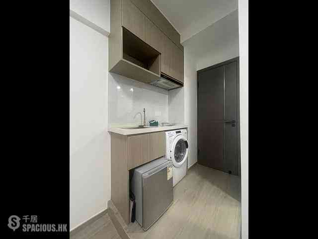 Causeway Bay - Lei Shun Court 02