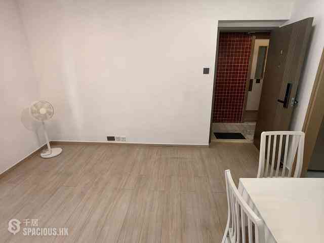 Kennedy Town - Pearl Court 03