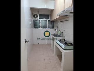 Kennedy Town - Luen On Apartments 03