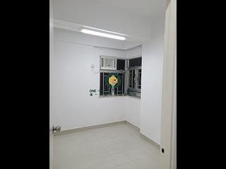 Kennedy Town - Luen On Apartments 06