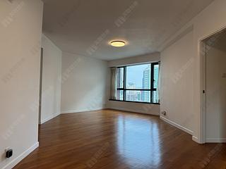 Mid Levels West - 80 Robinson Road 04