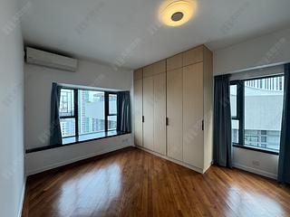 Mid Levels West - 80 Robinson Road 09