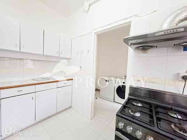Pok Fu Lam - Bisney Villas 07