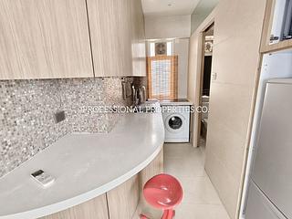 Central - 7-9, Shin Hing Street 02